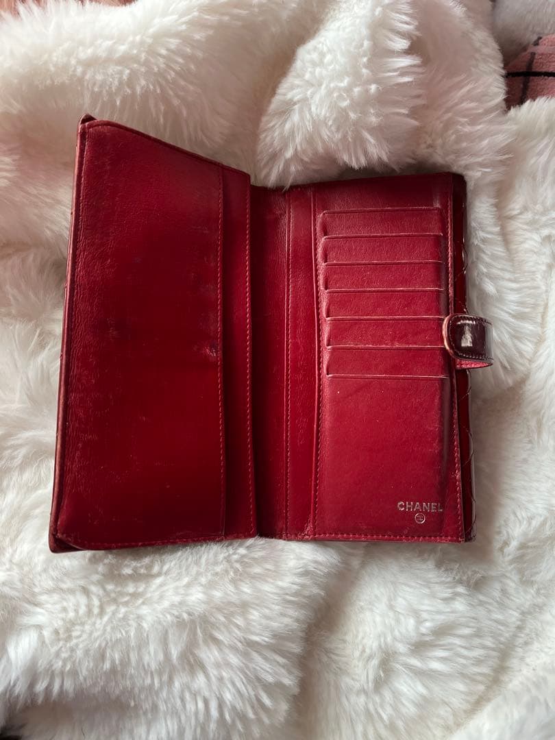 CHANEL 長財布 赤