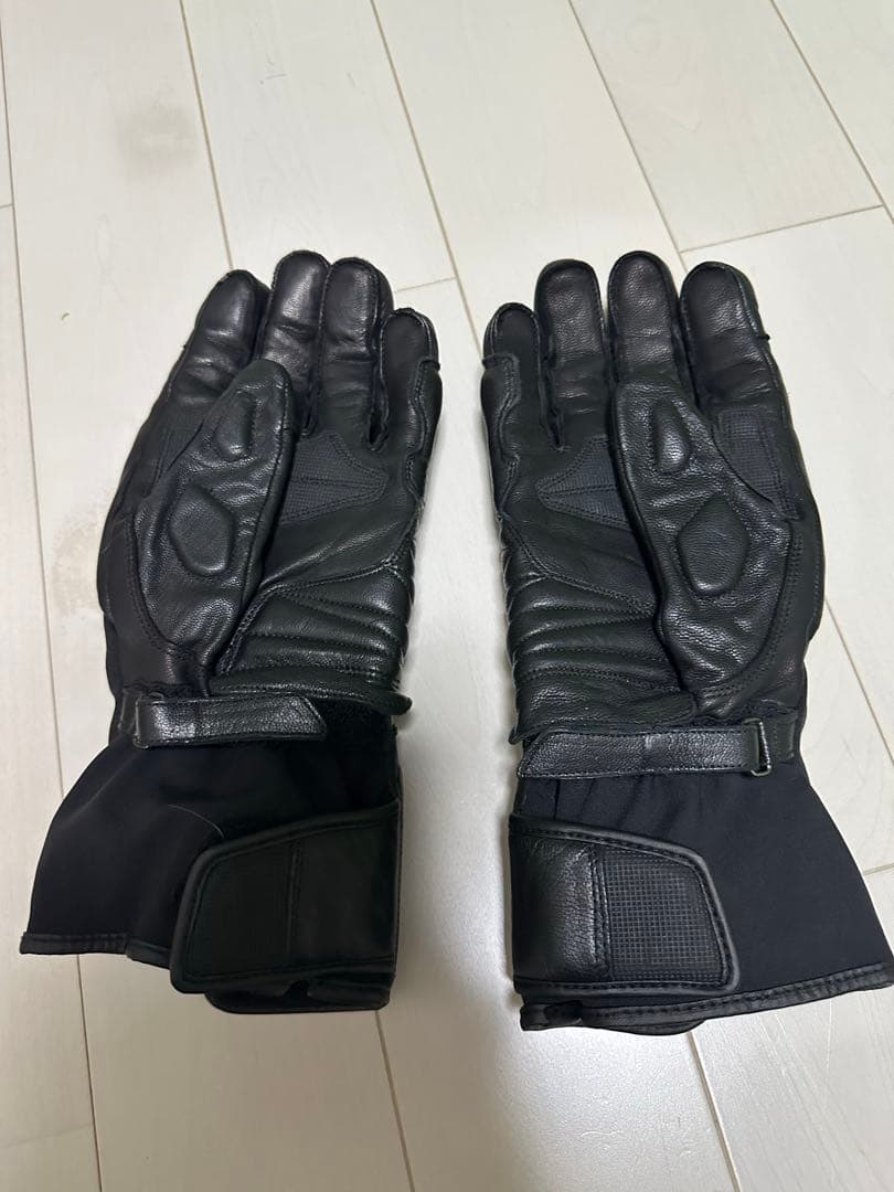 クシタニk5596 2023年ヴァーシティウィンターグローブ　Ｌサイズ ブラック