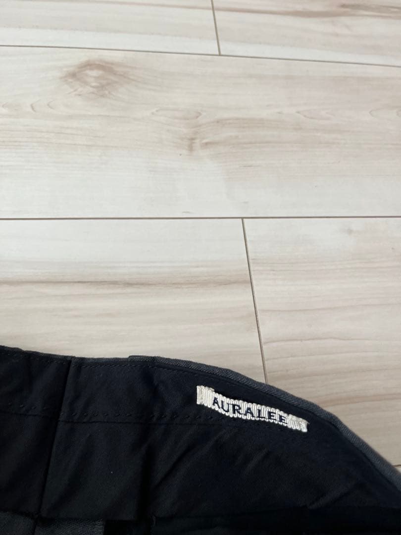 パンツ AULAREE 21AW BLUEFACED WOOL SLACKS