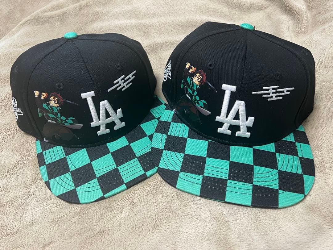 【限定】ドジャース×鬼滅の刃 帽子 2点セット⚾✨新品未使用／LA×炭治郎モデル