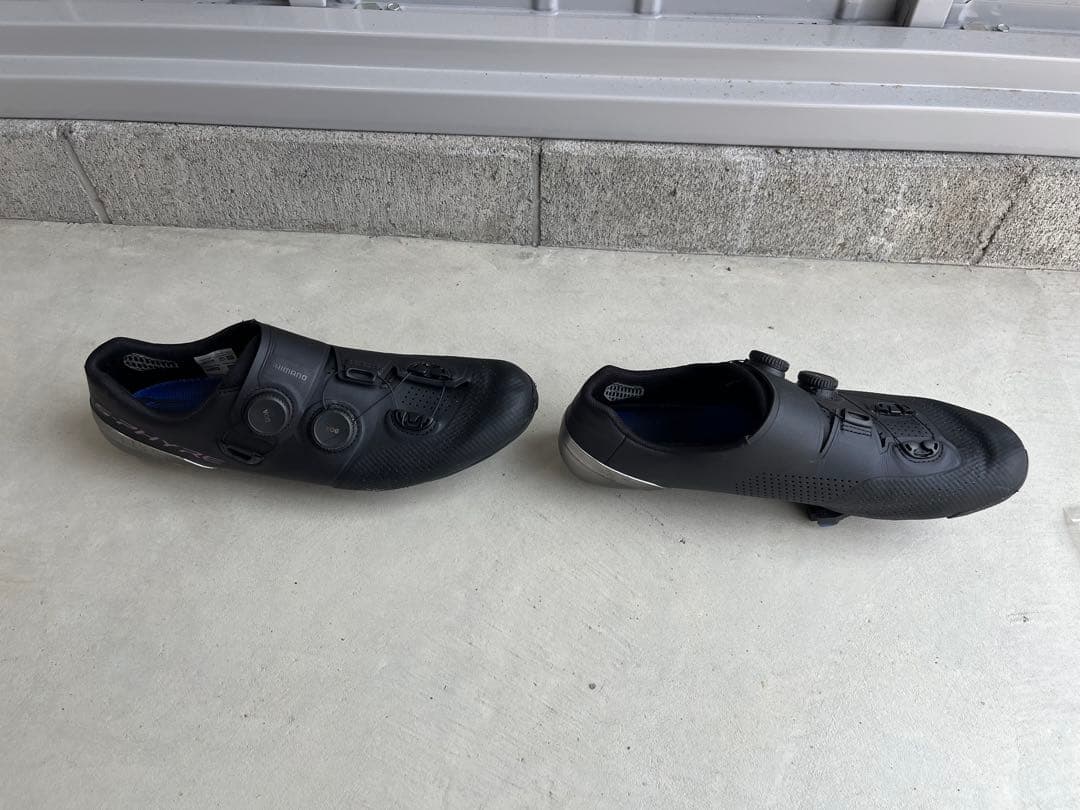 Shimano RC902ブラック シューズ ダイヤル式 クリートカバー付き。