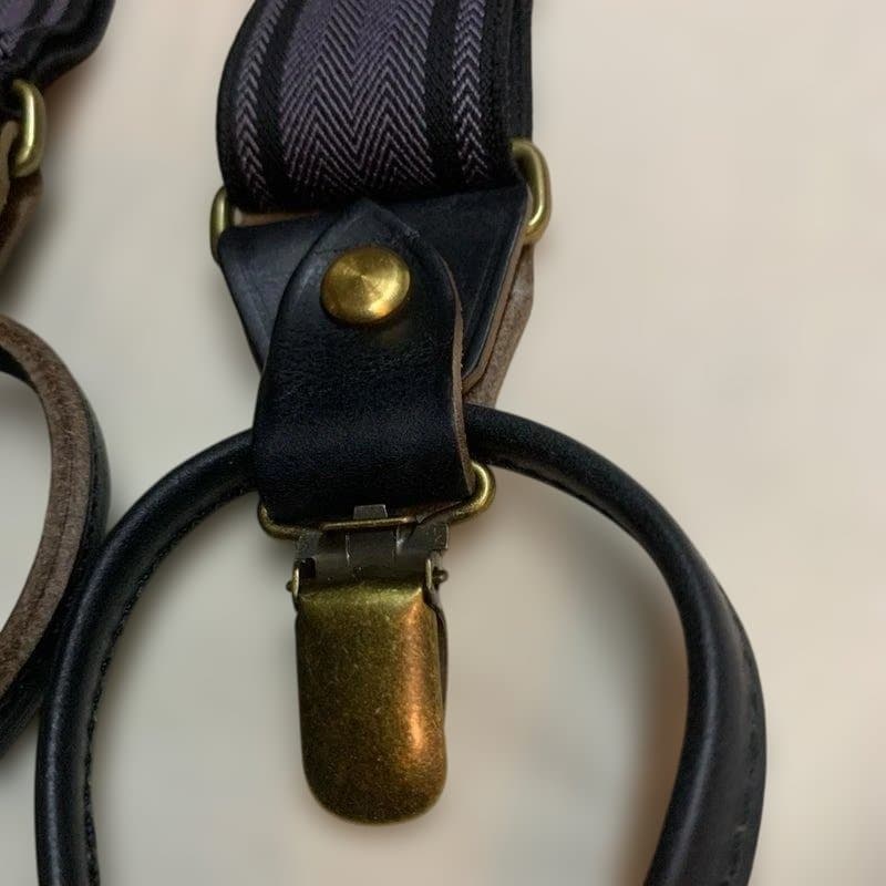 アートブラウン社　クロムエクセルレザー使用　ヘリンボーン黒　サスペンダー