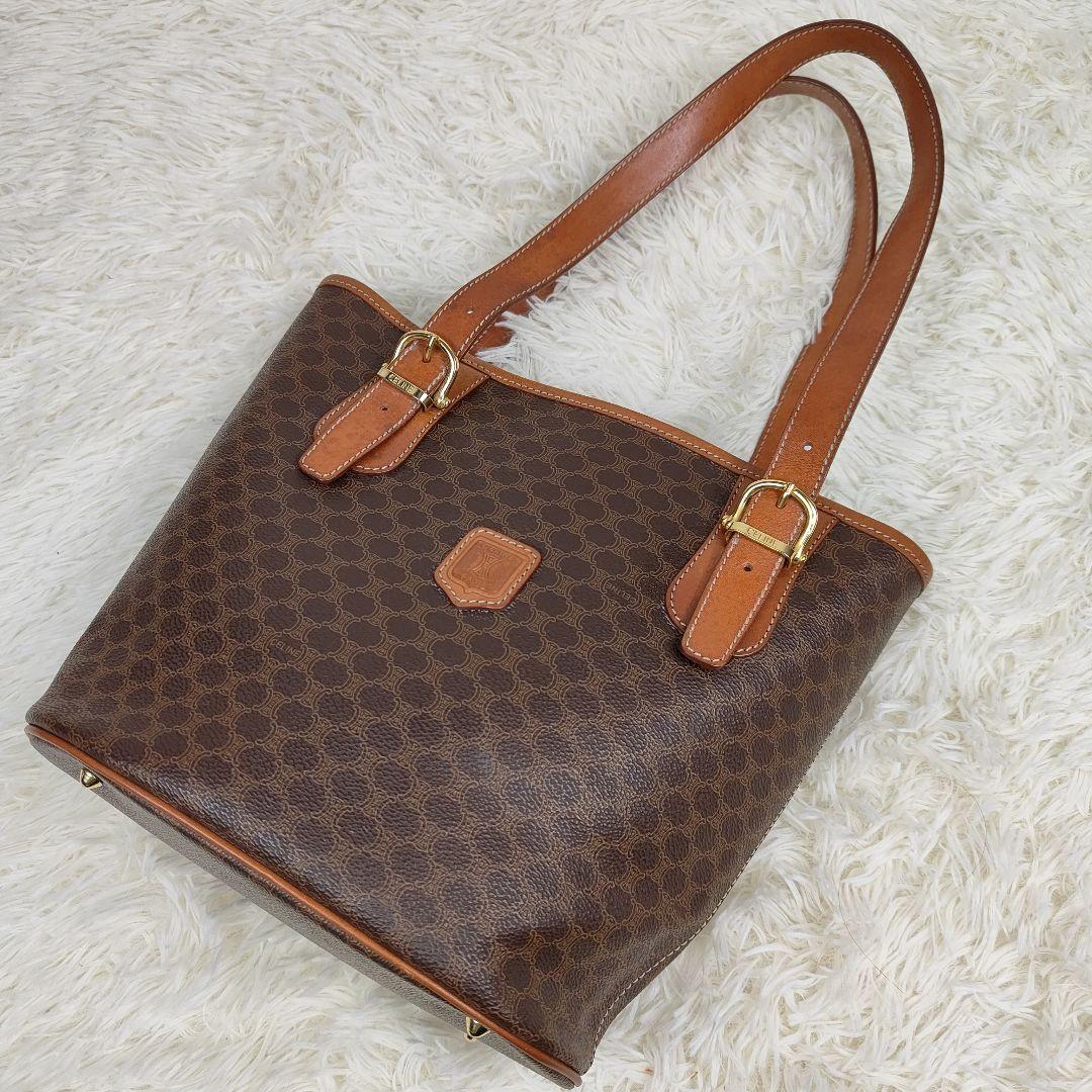 本日限定価格　セリーヌ　トートバッグ　マカダム　トリオンフ　型押し　バケツ型