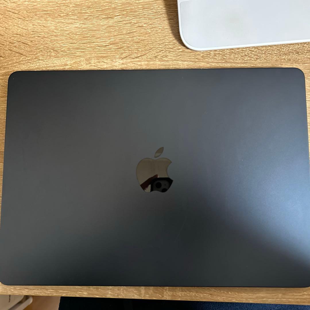 MacBook本体 MacBook air M2 256GB