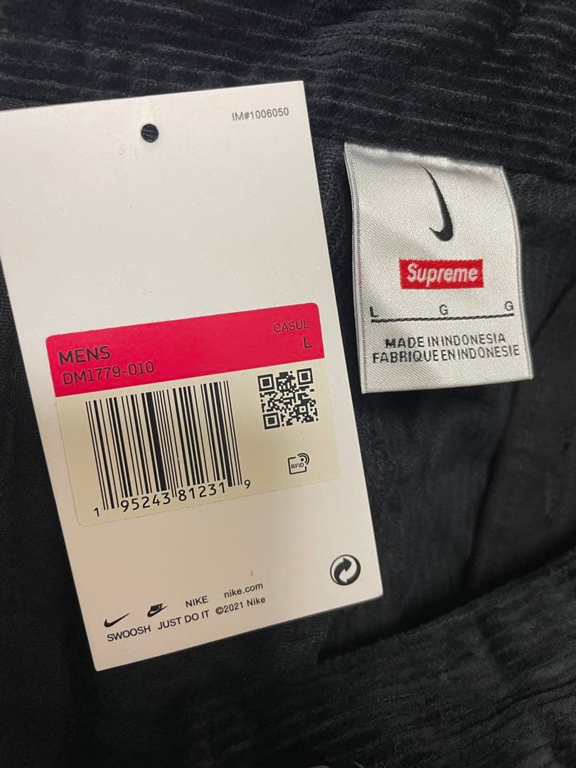 L黒 シュプリーム ナイキ アーク コーデュロイ カーゴパンツ supreme