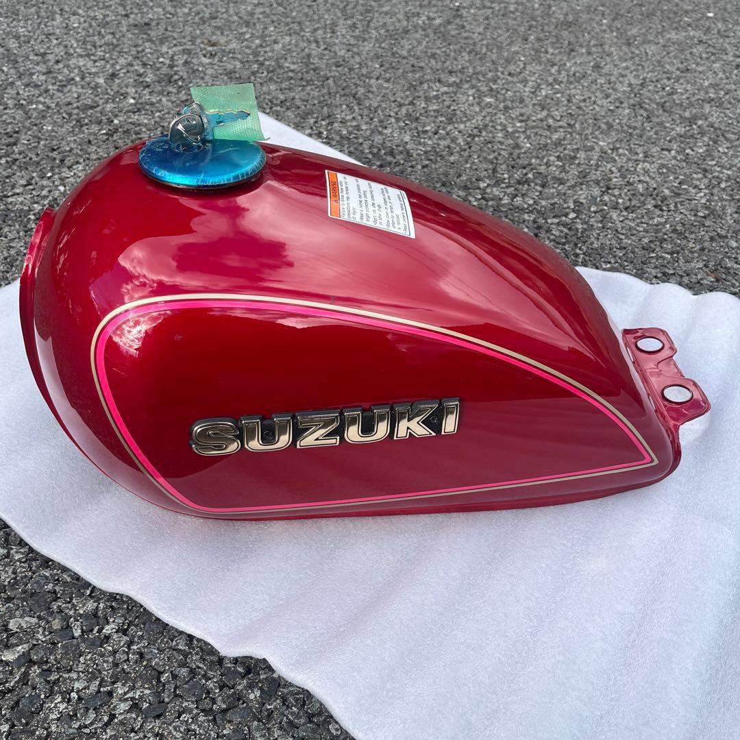 スズキ　GN125 ガソリンタンク