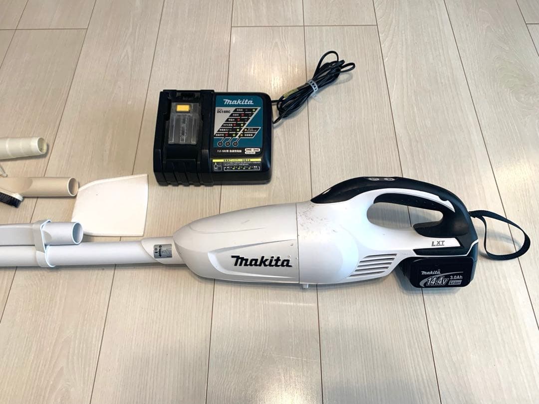 マキタ掃除機 CL141FD
