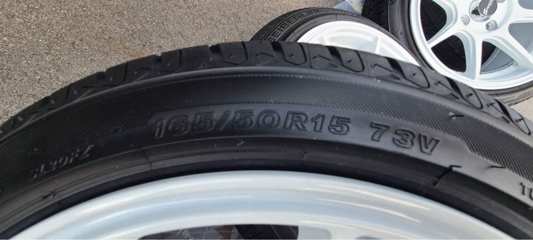 ステルスレーシング タイヤ付き 15インチ