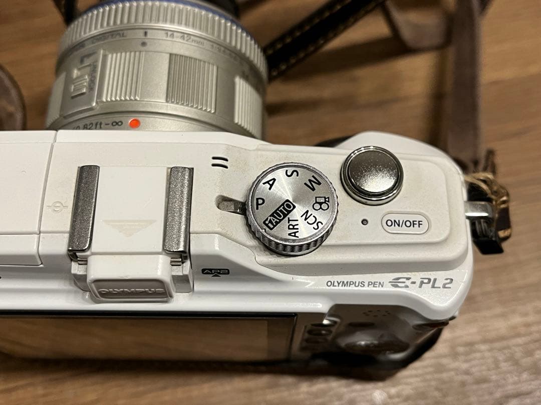 さ*ち様 OLYMPUS PEN E-PL2 ホワイト 14-42mmレンズ付※