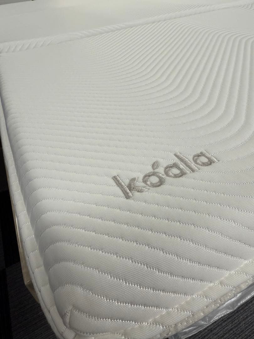 ⑨✨快適快眠✨OASIS シングル 布団 三つ折り コアラ(R) ✨お買得品！