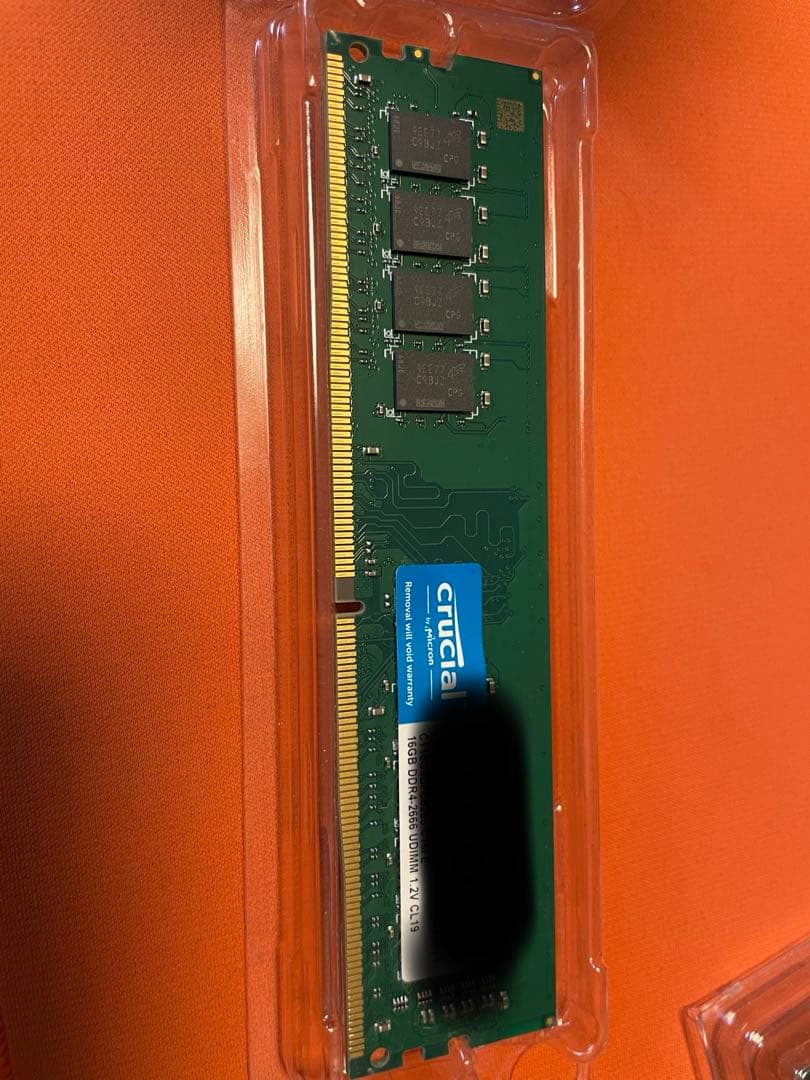 m*u様 Crucial 16GB DDR4-2666 UDIMM 2個(計32