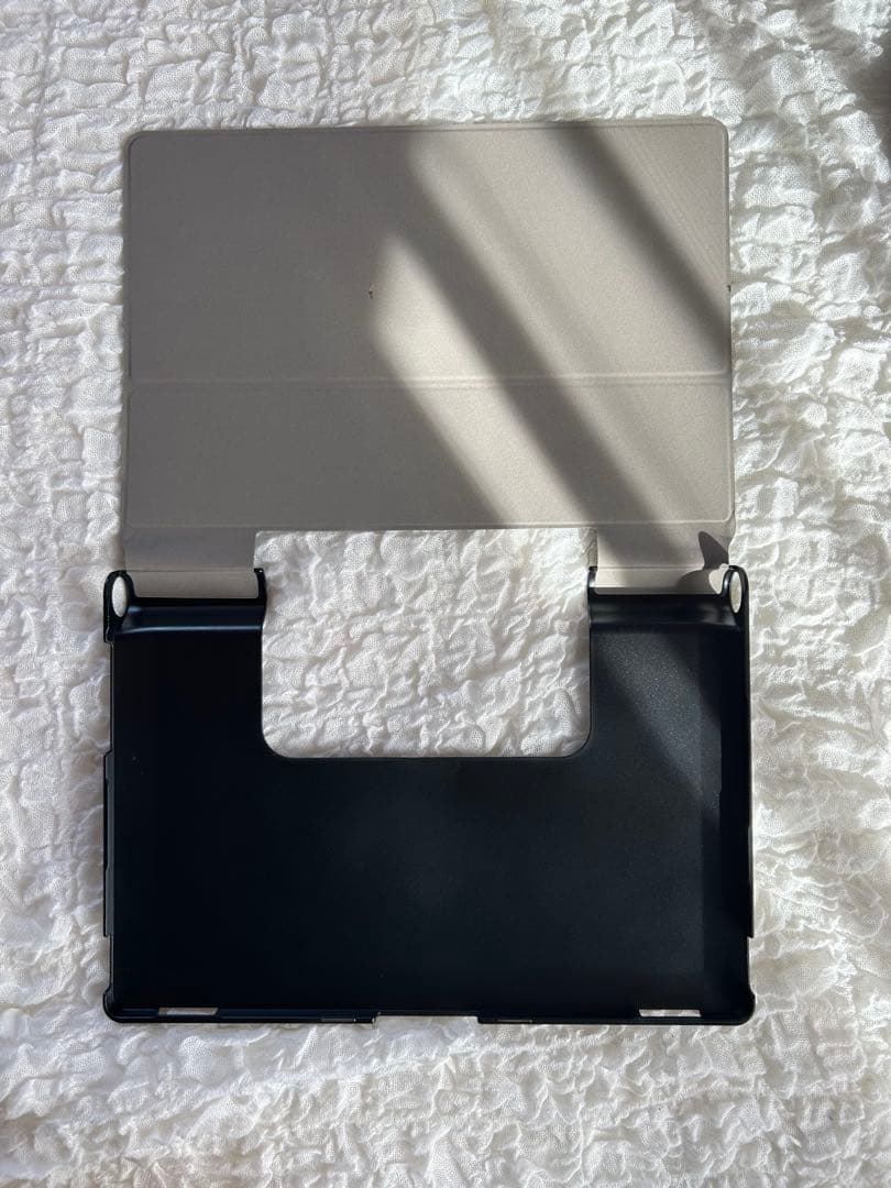 Lenovo Yoga Tab 13 本体