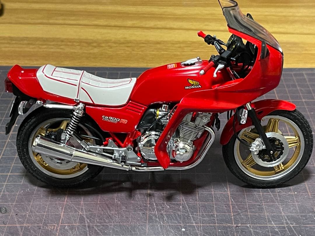 ま*い様 1/12 タミヤ製・CB900FII完成品