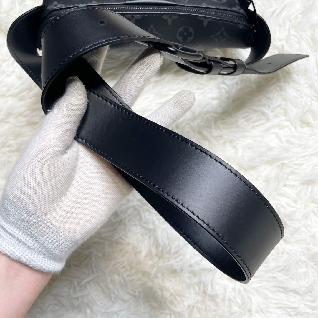 【2024新作】ルイヴィトン LV ムーンクロスボディ バッグ エクリプス