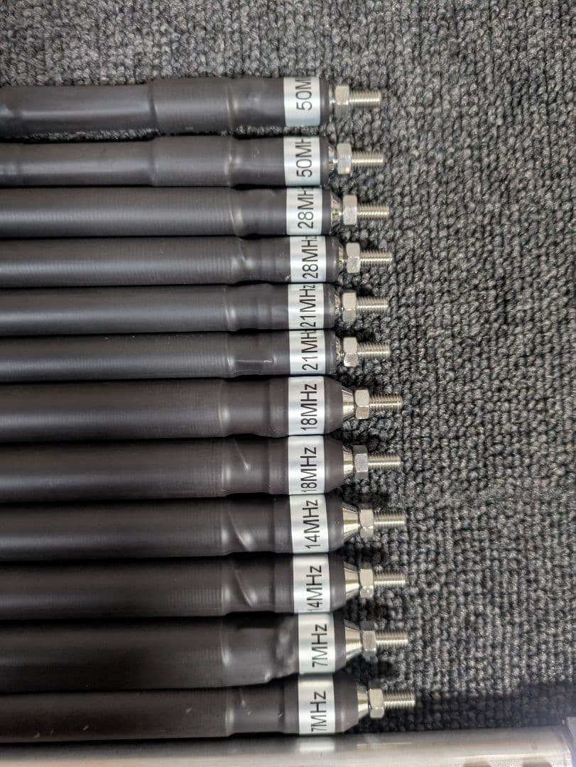 ひ*ろ様 コメット CHV-5アルファ 7/14or18/21/28/50MHz