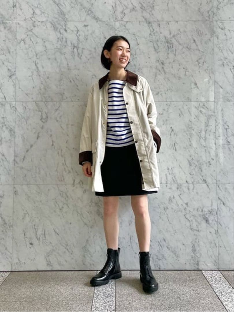 【新品タグ付】ハーフコート ライトベージュTOMORROWLAND ¥39600