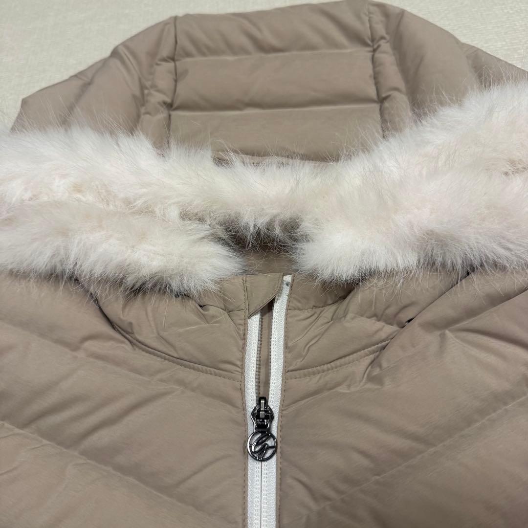 【超美品】デサントゴルフ　ハイブリッドフーディーダウンジャケット