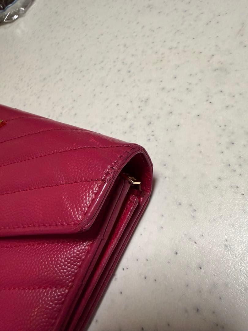 イヴサンローラン Saint Laurent 長財布