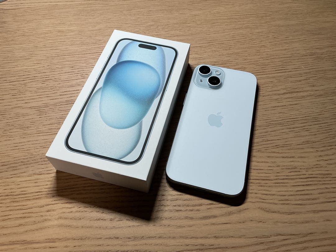 新品画面フィルム付き【超美品】iPhone 15 ブルー 256GB