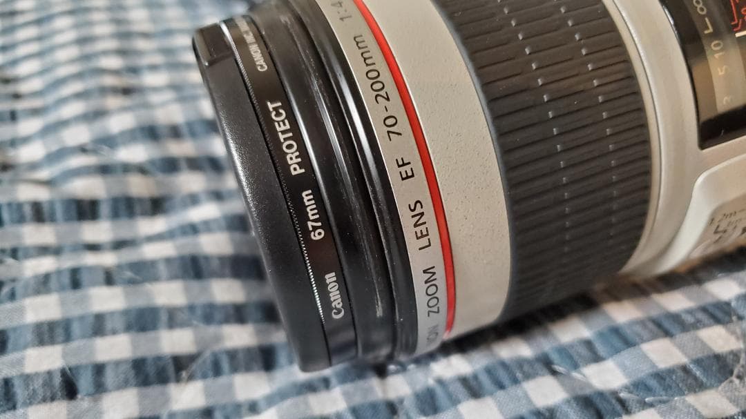美品　Canon EF 70-200mm　1:4 L IS USM ズームレンズ