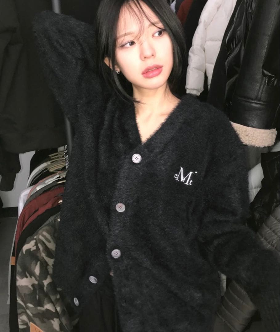 【日本未発売／ＷＥＢ限定】MUCENT(ムセント)/Vネックカーディガン