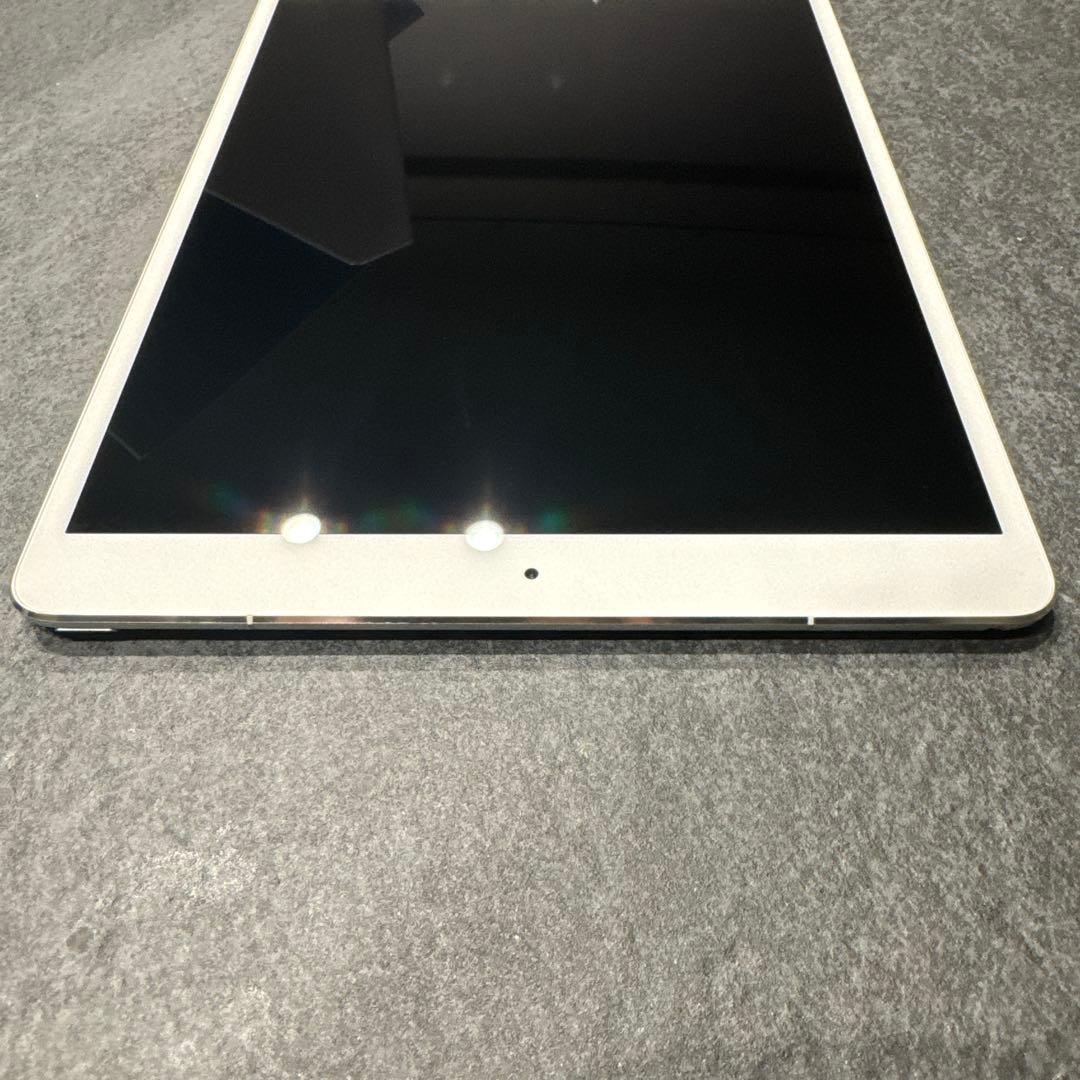 iPad Pro 10.5インチ　wi-fi+cellular　SIM KDD