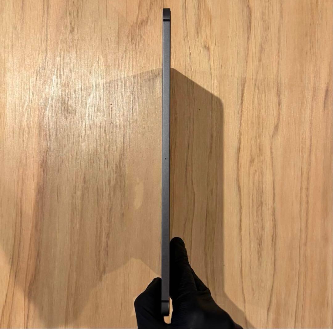 アップル　アイパッド　プロ　第三世代　11インチ　128ギガバイト　セルラー