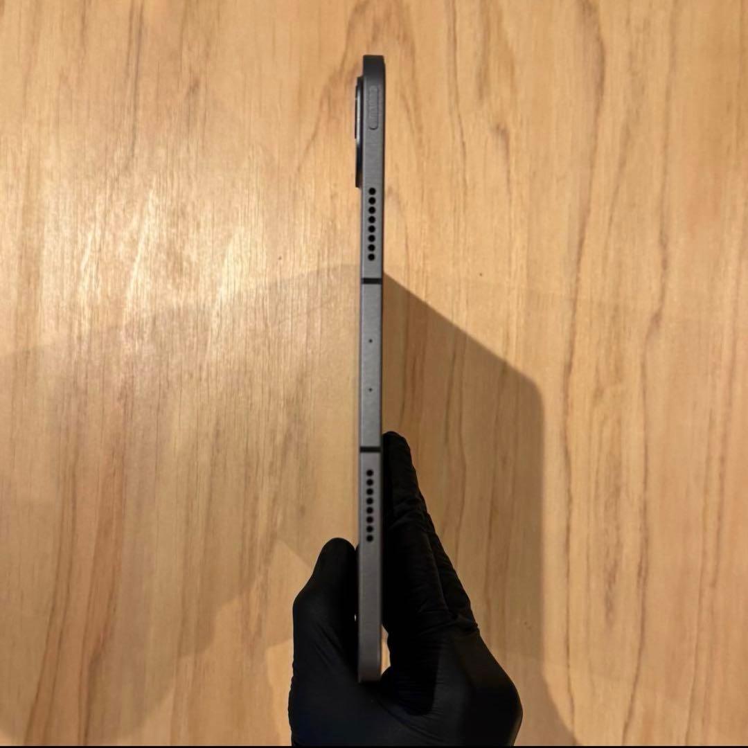 アップル　アイパッド　プロ　第三世代　11インチ　128ギガバイト　セルラー