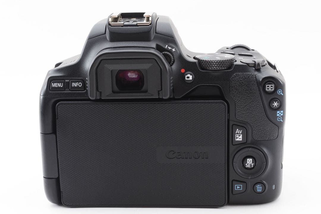 保証付き/デジタル一眼レフカメラ/canon kiss x10 標準レンズセット