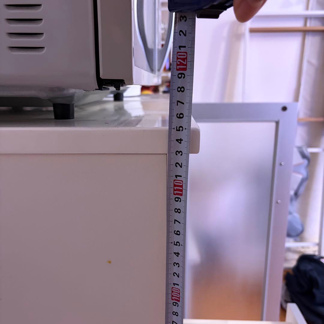 シルバー食器棚・キッチンカウンター