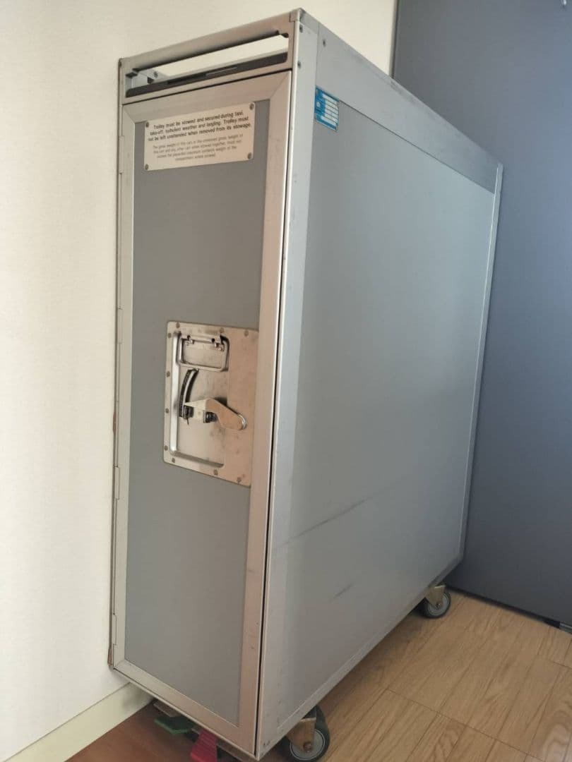 旅客機用　フルサイズミールカート　（検索JAL 　ANA　ユナイテッド　 ）