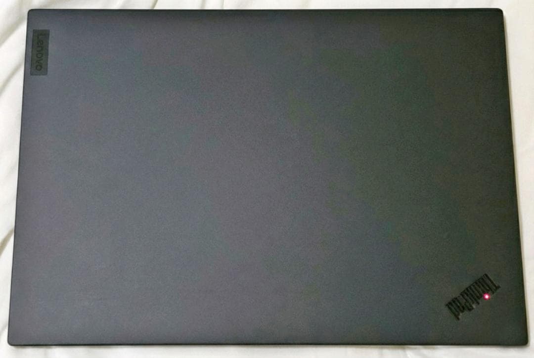 レノボ Thinkpad P1 Gen 6 + i9 + 32GB DDR5