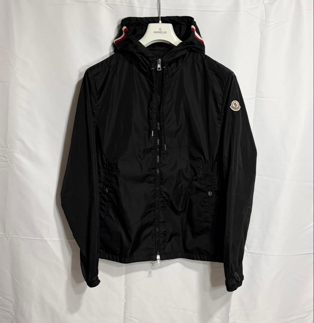 ［新品同様］モンクレール　ナイロンパーカー　ナイロンジャケット　グリンパー