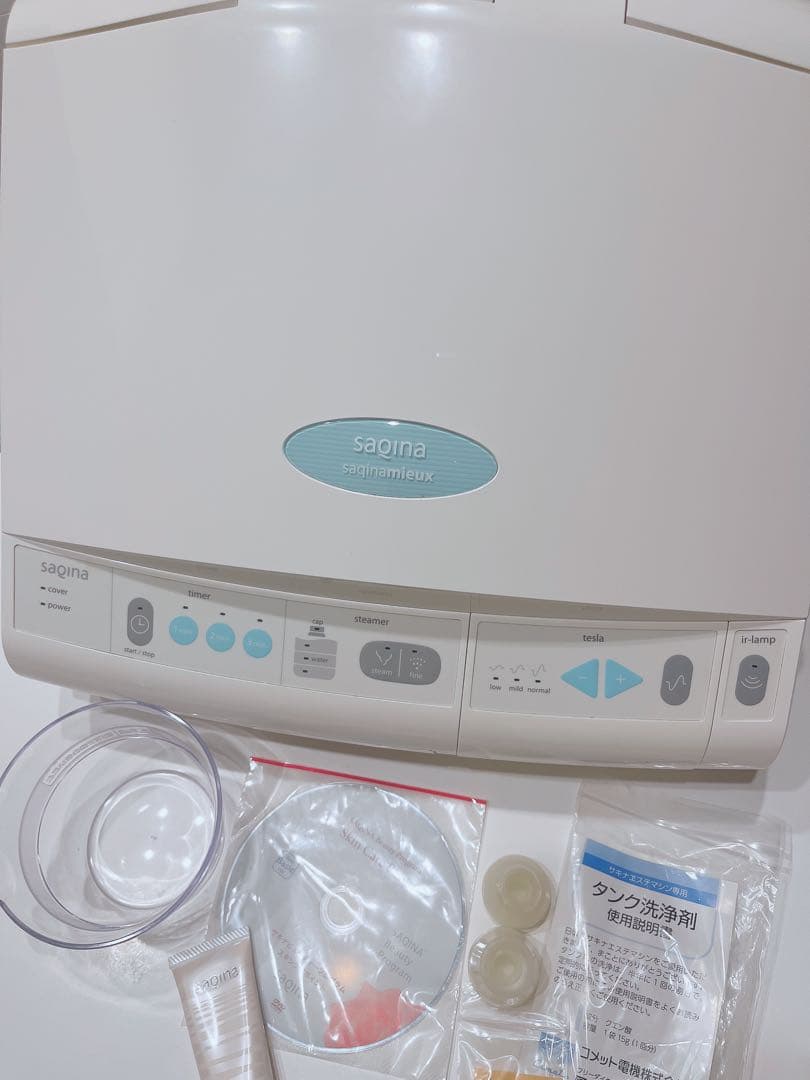 えりか【美品】saqina saqinamieux 美顔器