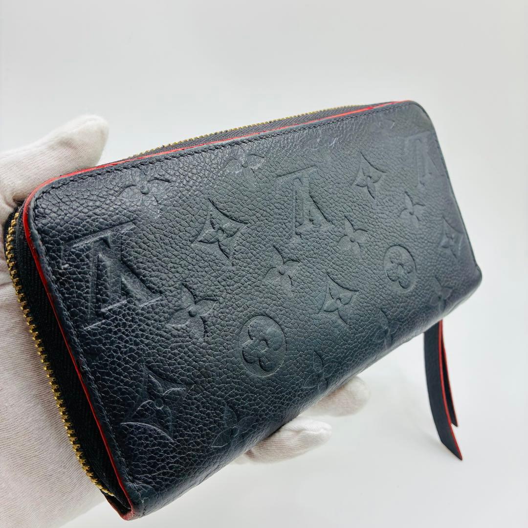 早い者勝ち　ルイヴィトン モノグラムアンプラント ジッピーウォレット レディース