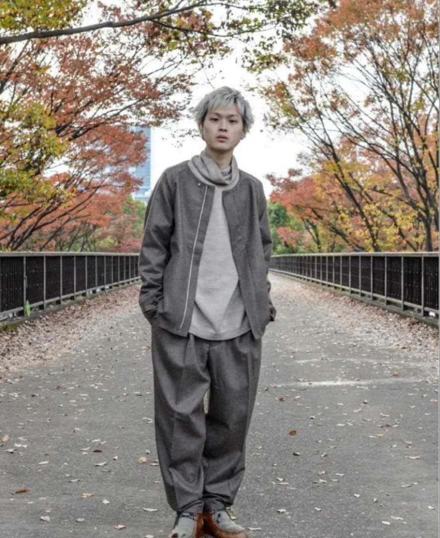 ド*ン様 yotsuba ノーカラージャケット & ワイドスラックス セット