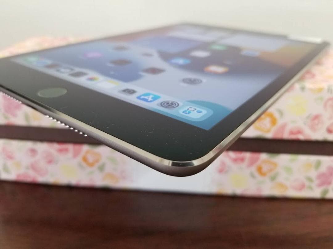 S40 美品 ipad mini 4#128GB#バッテリー100% A1550