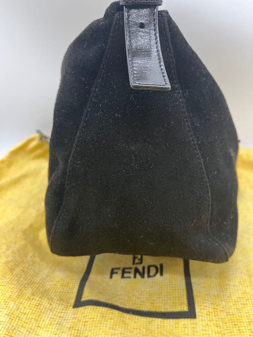 FENDI フェンディ 黒 マンマバケット スウェード ハンドバッグ