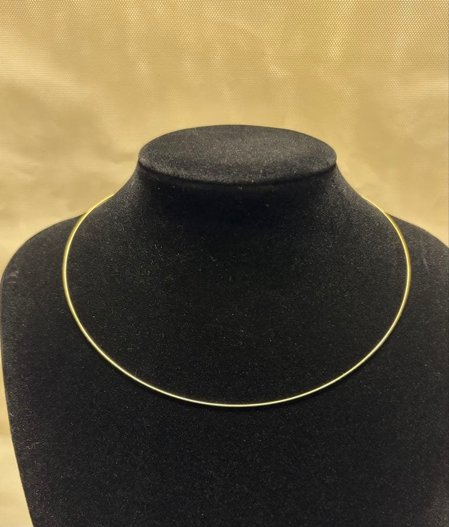 GSTVK18 YGオメガネックレス形状記憶❣️最終値下げ‼️約1.76g