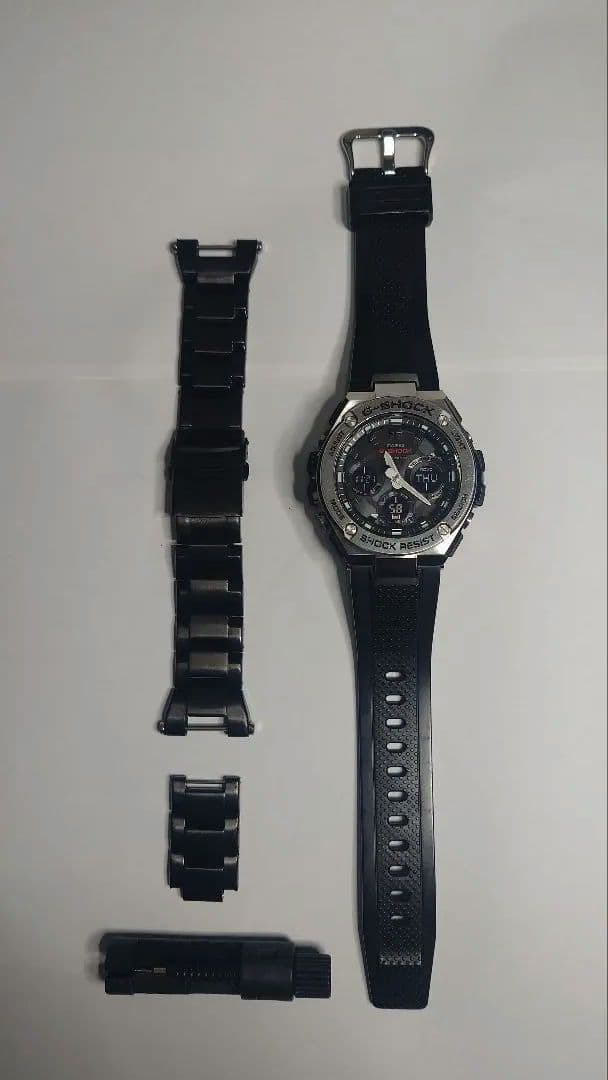 G-SHOCK GST-W110D ステンレスバンド付週末価格!