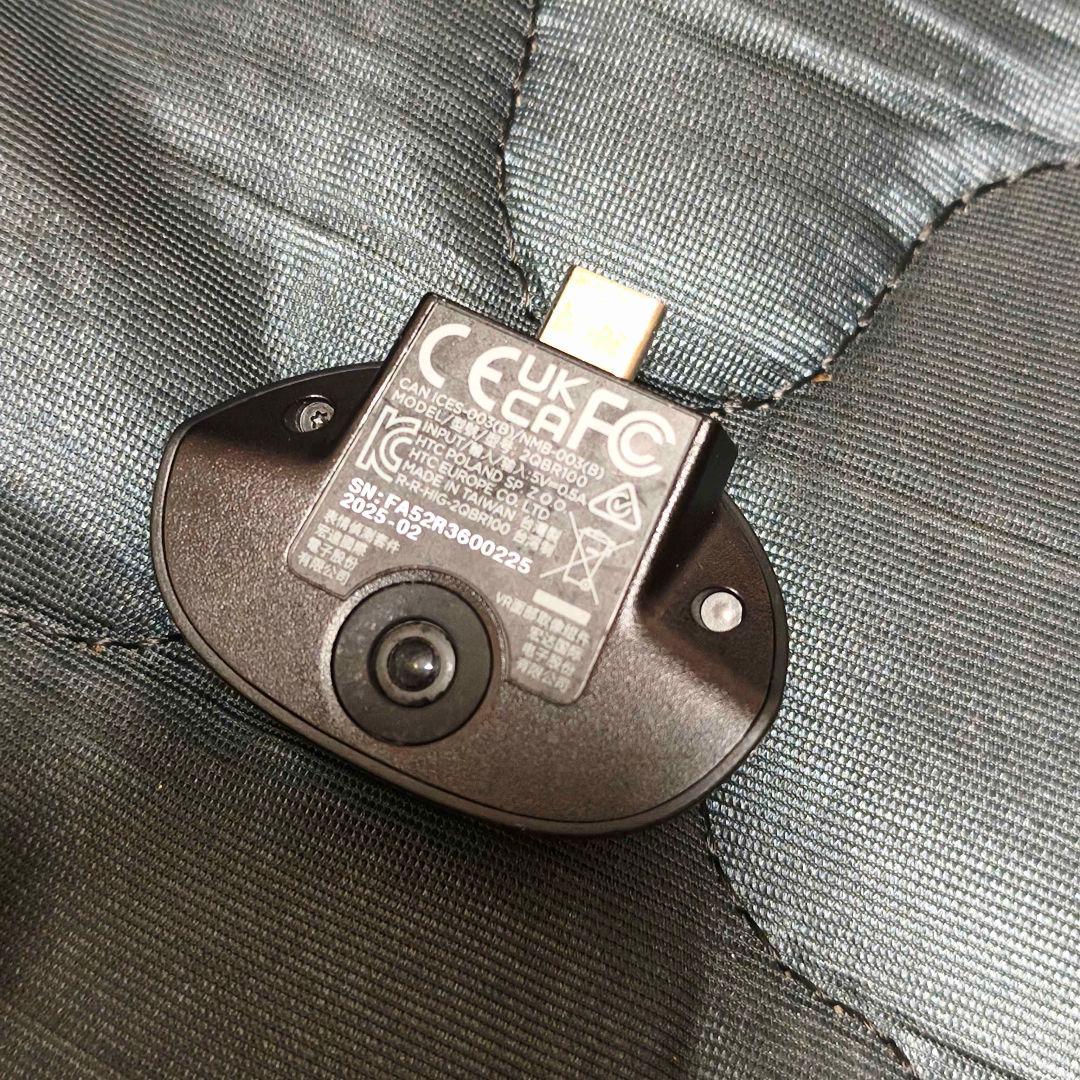 HTC VIVE Focus Vision + フェイシャルトラッカー セット