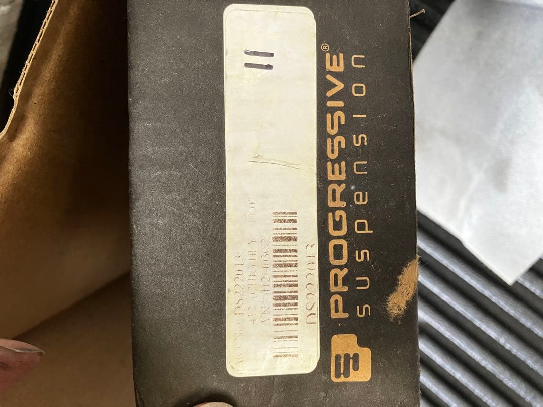 Progressive Suspension 412-4030 11インチ