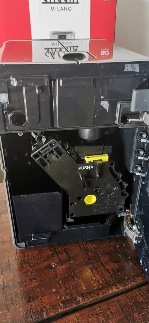 老舗本格派Gaggia 全自動コーヒーマシン ラテ,カプチーノが１タッチ