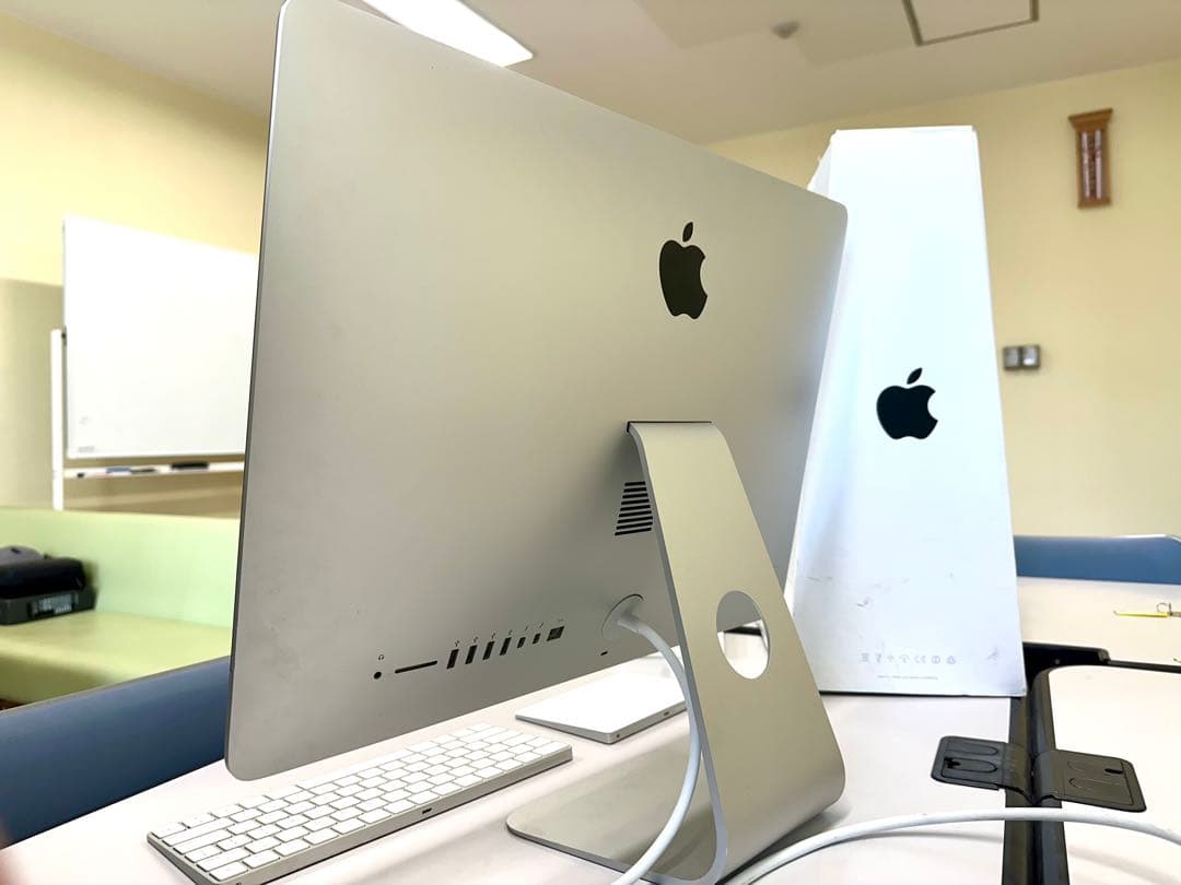 【Retina 4K】iMac 21.5インチ Late 2015 / 現状品