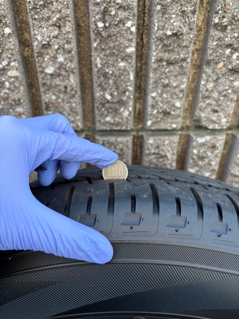 デリカD5 後期 純正タイヤ&ホイール ４本セット