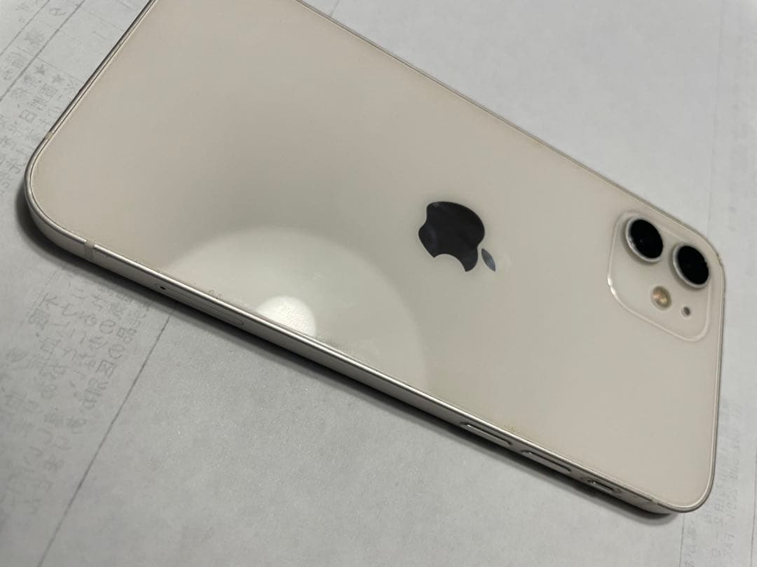 Apple iPhone 12ホワイト 128Gb ユーズド
