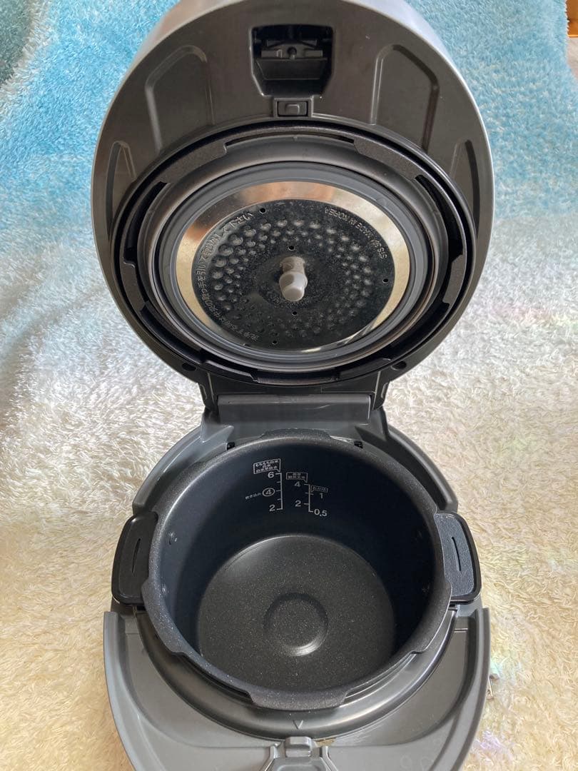 CUCKOO / New 圧力名人 CRP-ST0605F / 炊飯器