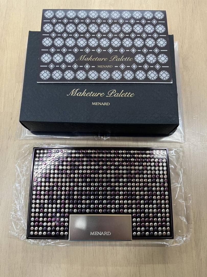 最終値下げ 未使用 65周年限定 MENARD メナード メイクチュールパレット