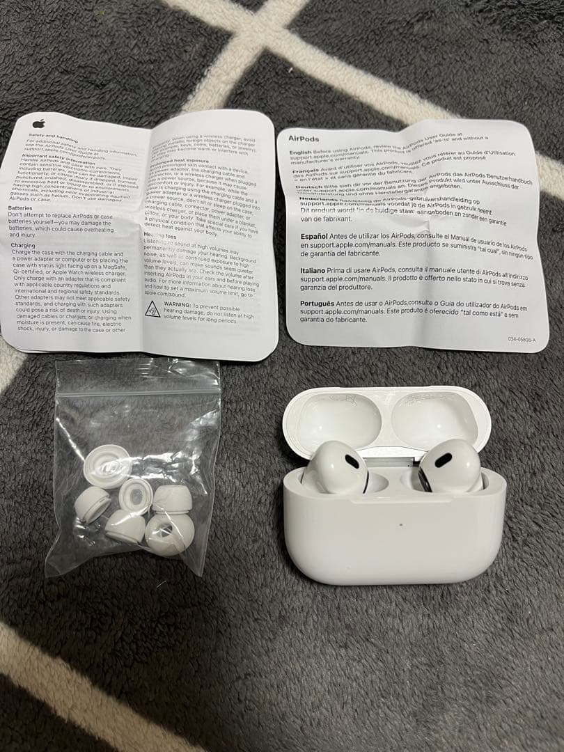 美品AirPodspro本体 取扱説明書 イヤーチップ付き