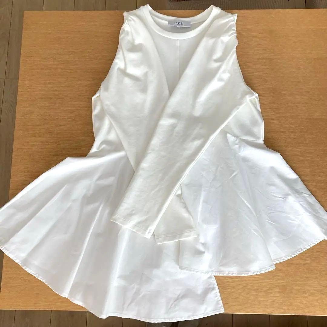 フリルペプラムロングスリーブカットソー/アダムエロペ